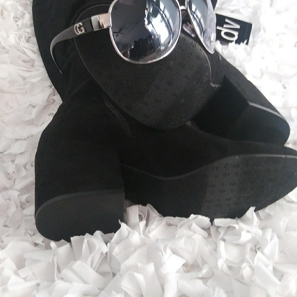 DV by Dolce Vita Over Knee Boots - Picture 4 of 7